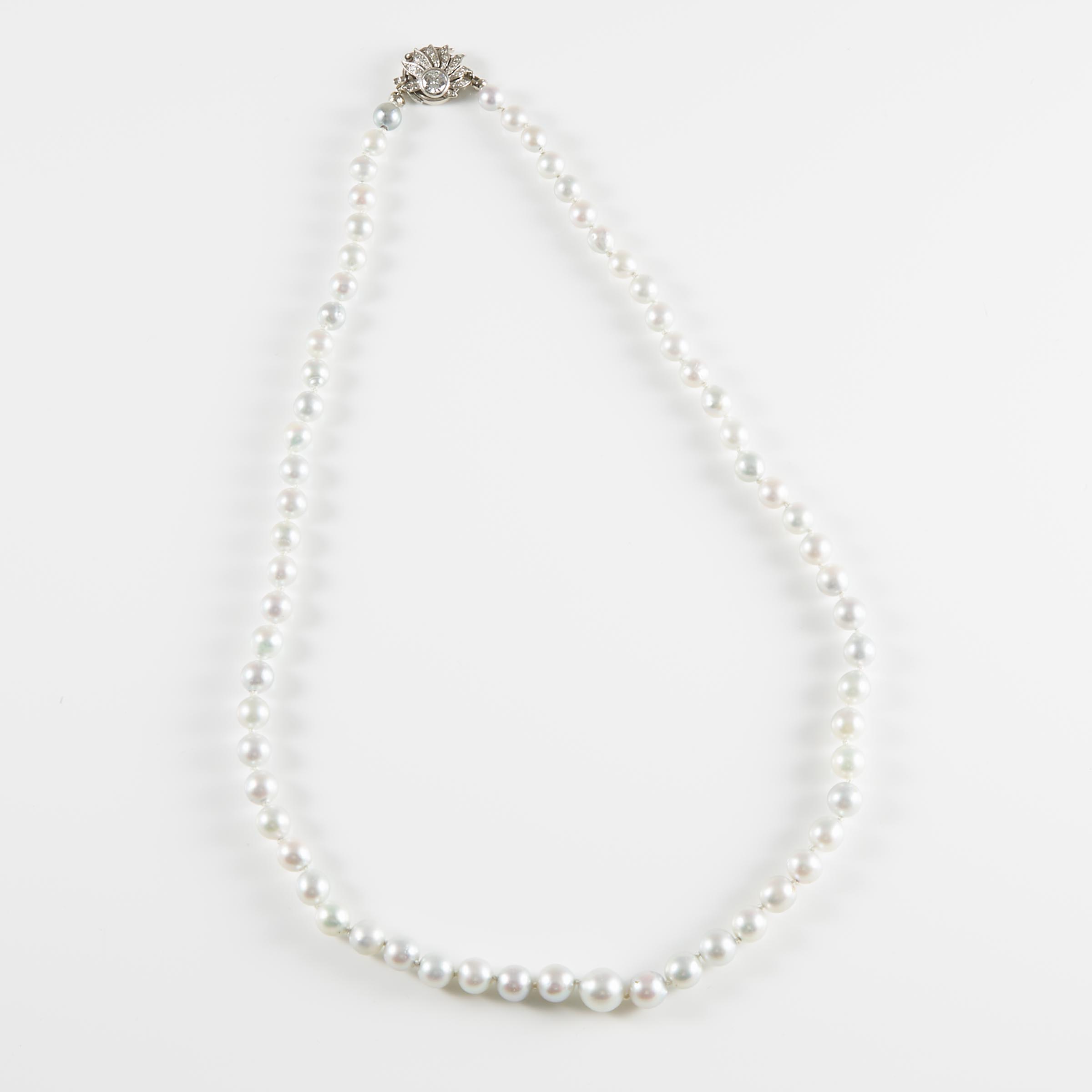Single Graduated Strand Of Grey Baroque Pearls