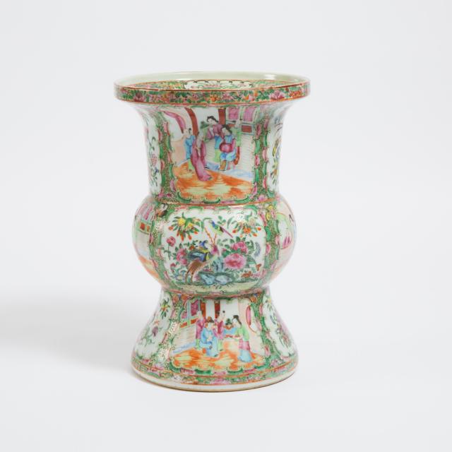 A Canton Famille Rose Beaker Vase, Late 19th/Early 20th Century