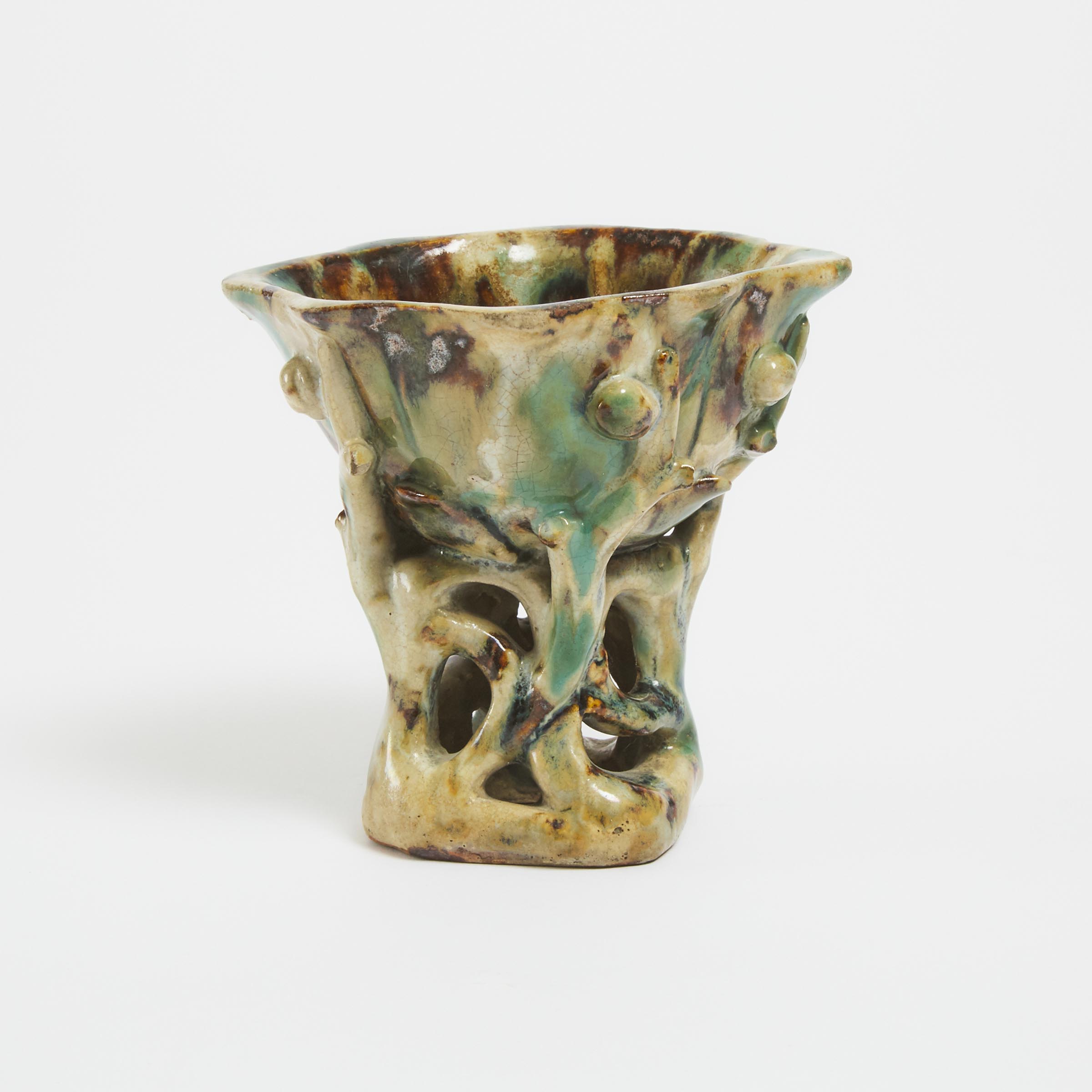 An 'Egg and Spinach' Glazed Libation Cup, Kangxi Period or Later