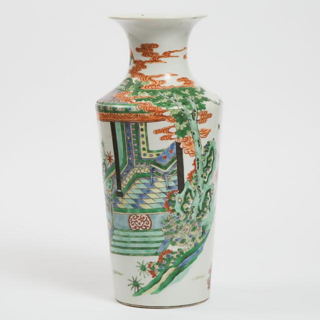 A Famille Verte 'Figural' Vase, Late 19th/Early 20th Century
