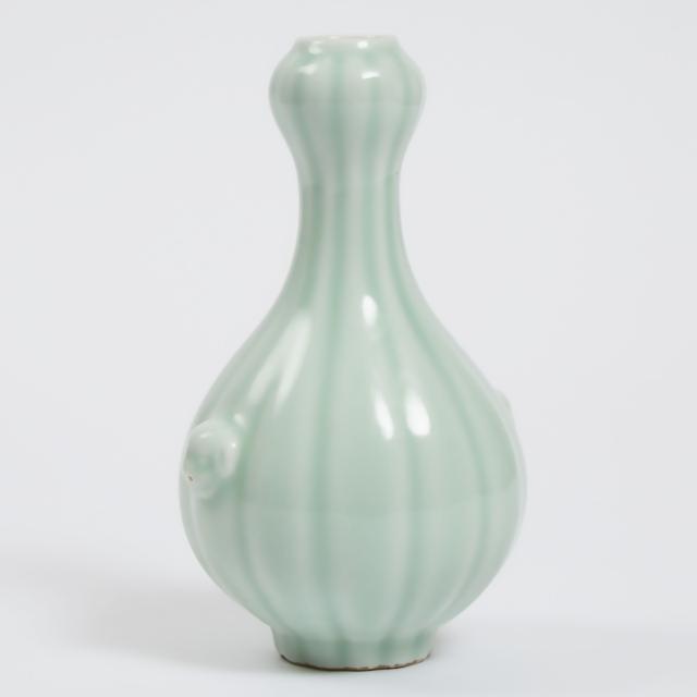 A Celadon-Glazed 'Garlic-Head' Vase, Guangxu Mark