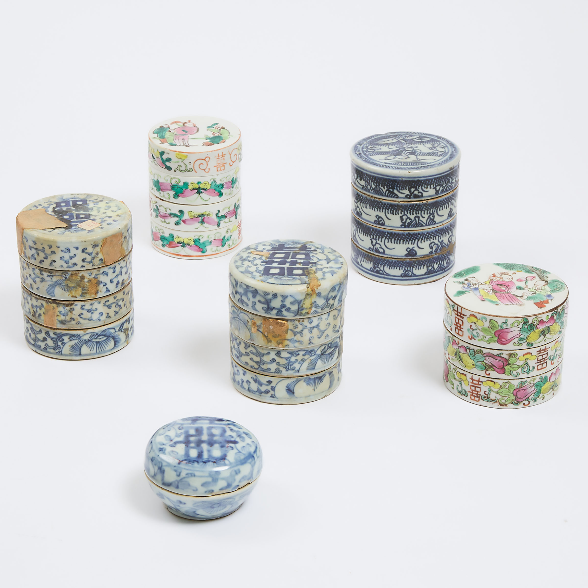 A Group of Six Chinese Porcelain Boxes, 19th Century and Later
