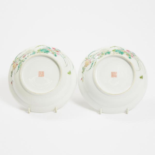 A Pair of Famille Rose Bowls and Covers, Republican Period