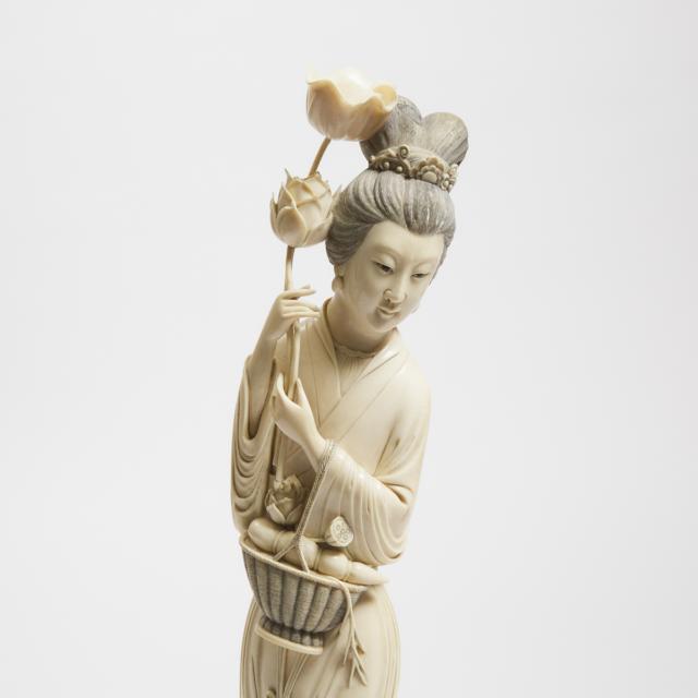 A Large Ivory Carving of a Female Immortal, Early to Mid 20th Century