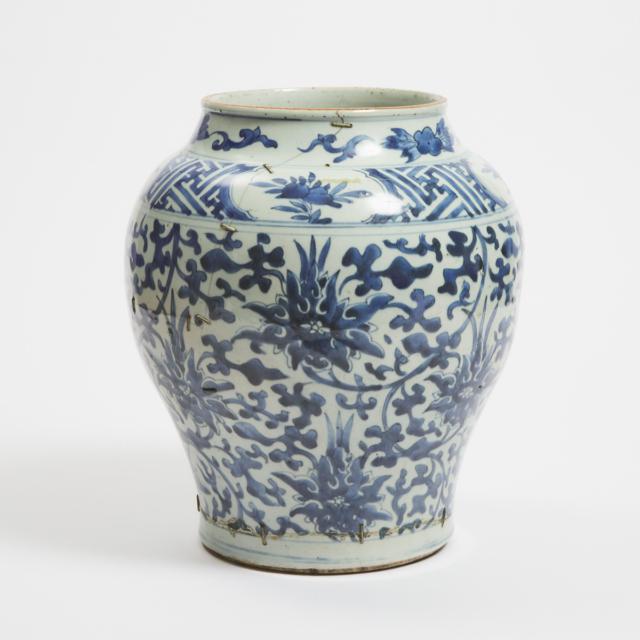 A Large Blue and White 'Lotus' Jar, Shunzhi Period (1644-1661)