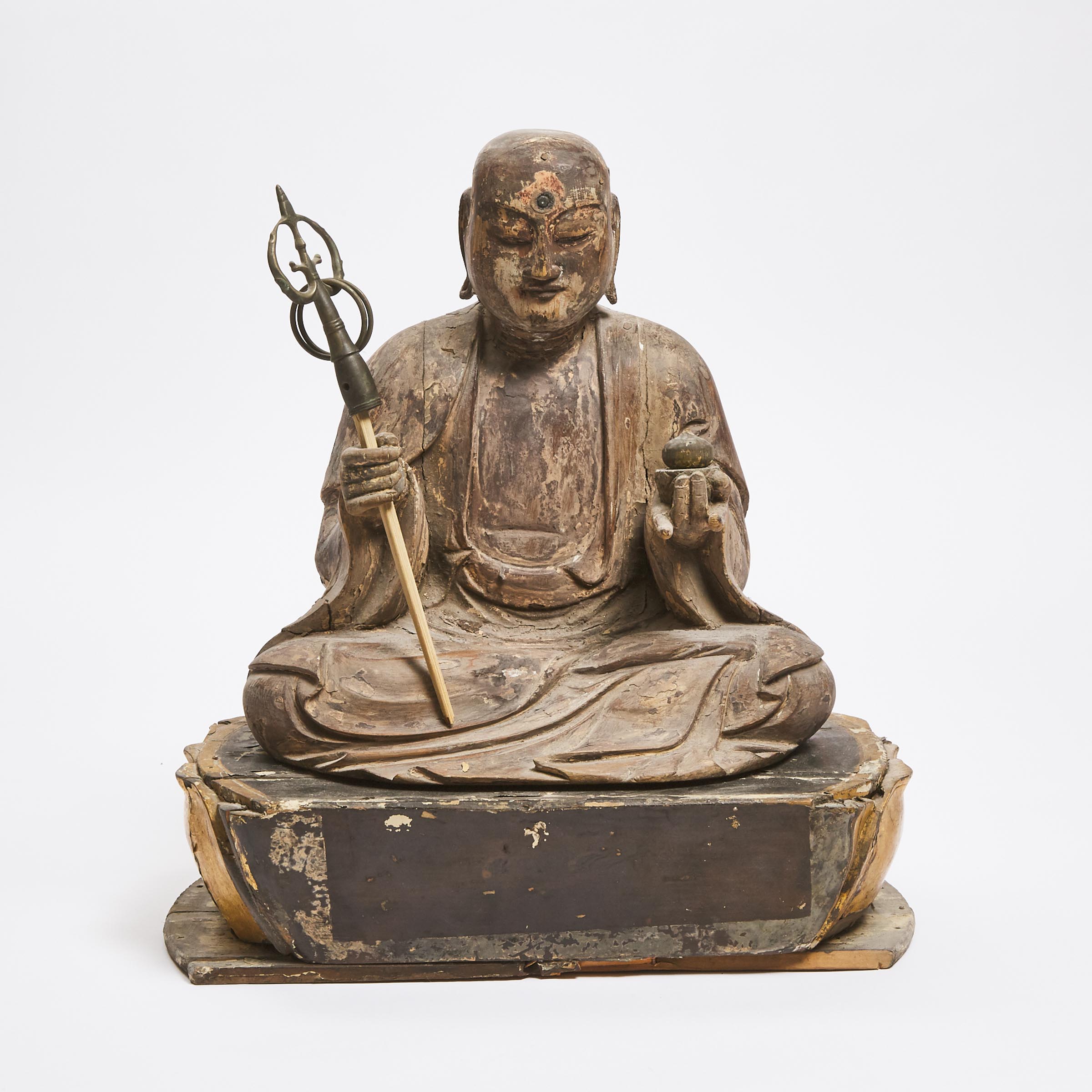 A Gilt Lacquered Wood Figure of Ksitigarbha, Muromachi/Momoyama Period, 16th/17th Century