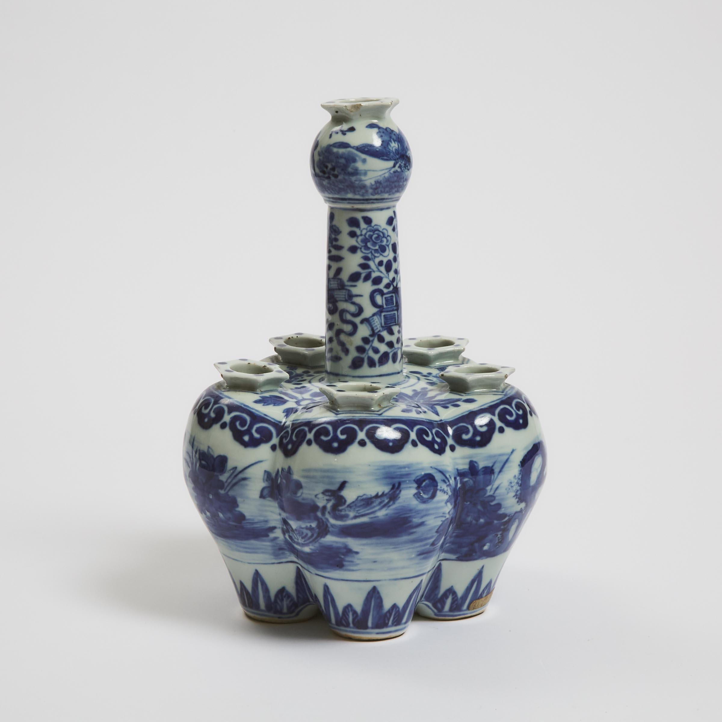 A Chinese Export Blue and White Tulip Vase, 19th Century