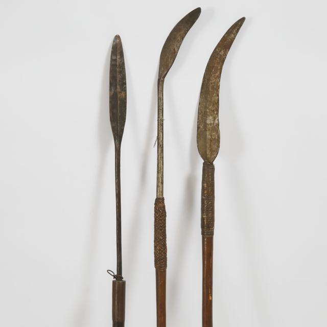 Group of 5 Pacific  Long and Short Spears, possibly East Timor, Indonesia together with a African short spear, 19th/20th century
