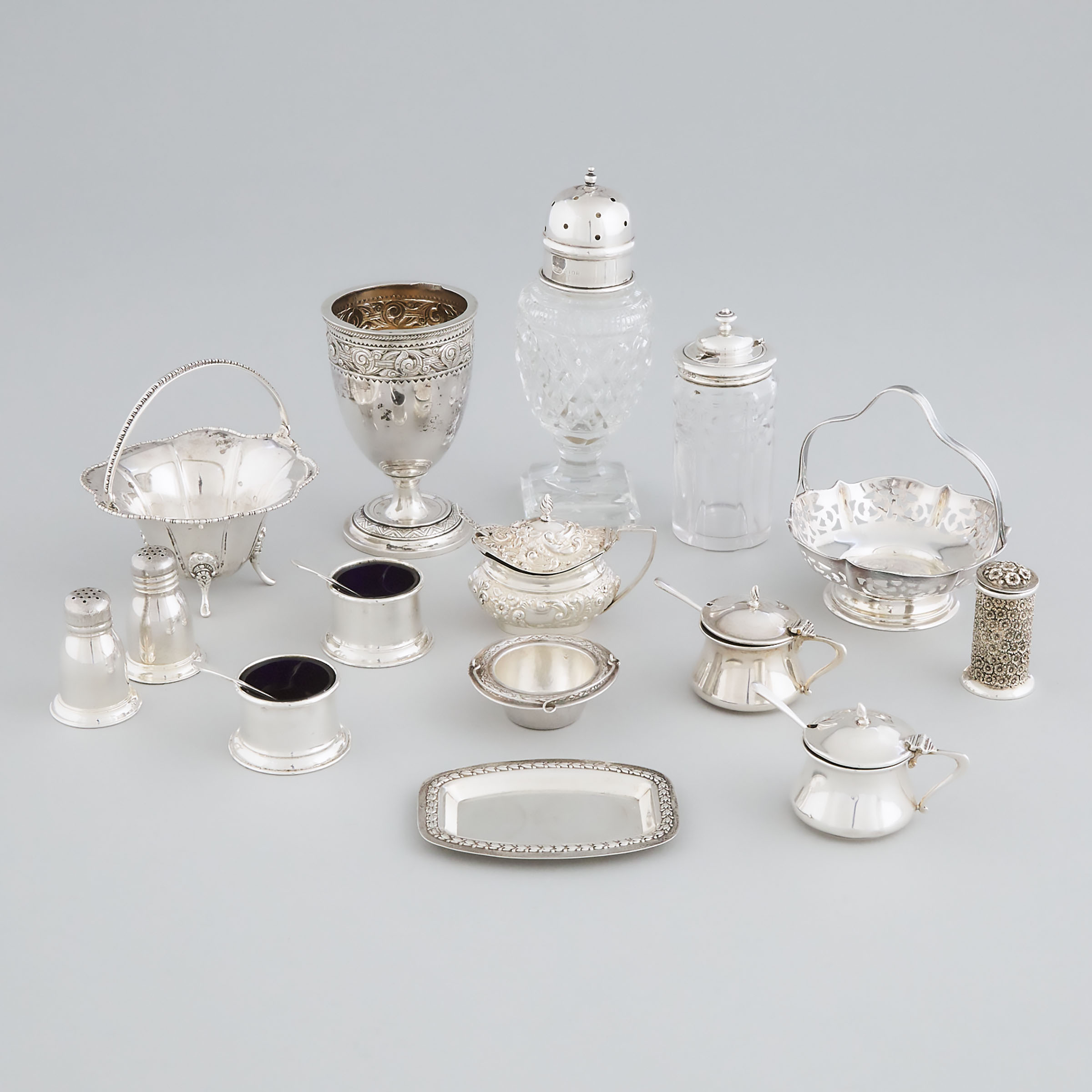 Group of North American, English, Continental and Asian Silver, 20th century