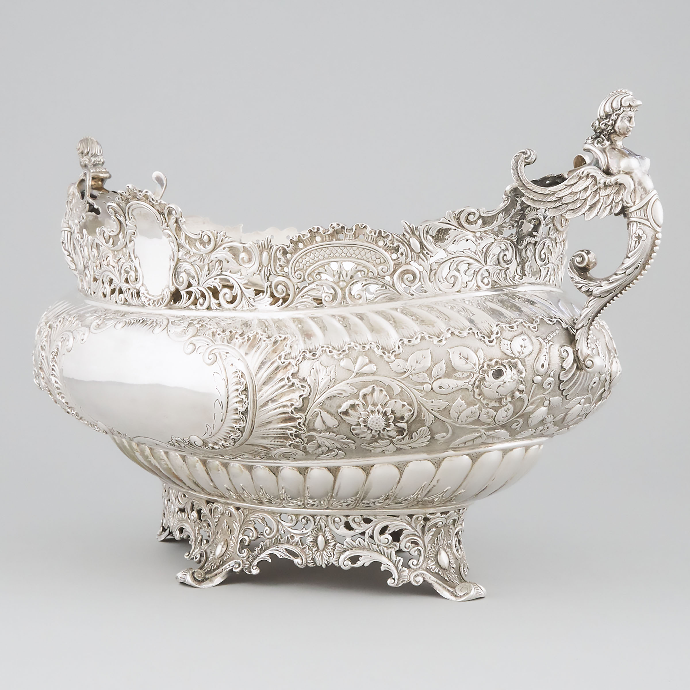 Late Victorian Scottish Silver Two-Handled Oval Centrepiece, George Edward & Sons, Glasgow, 1897