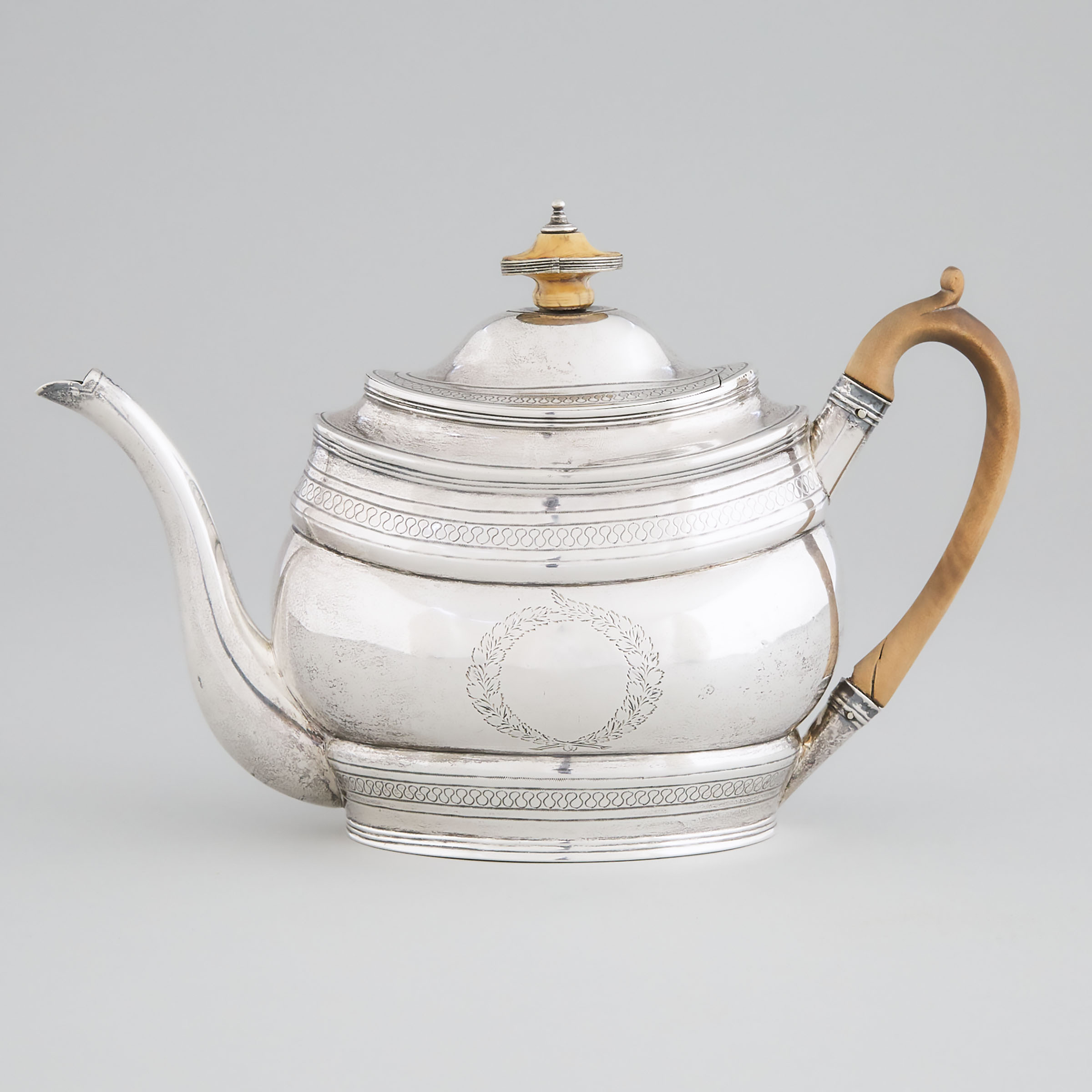 George III Silver Teapot, Robert & David Hennell, London, 1800
