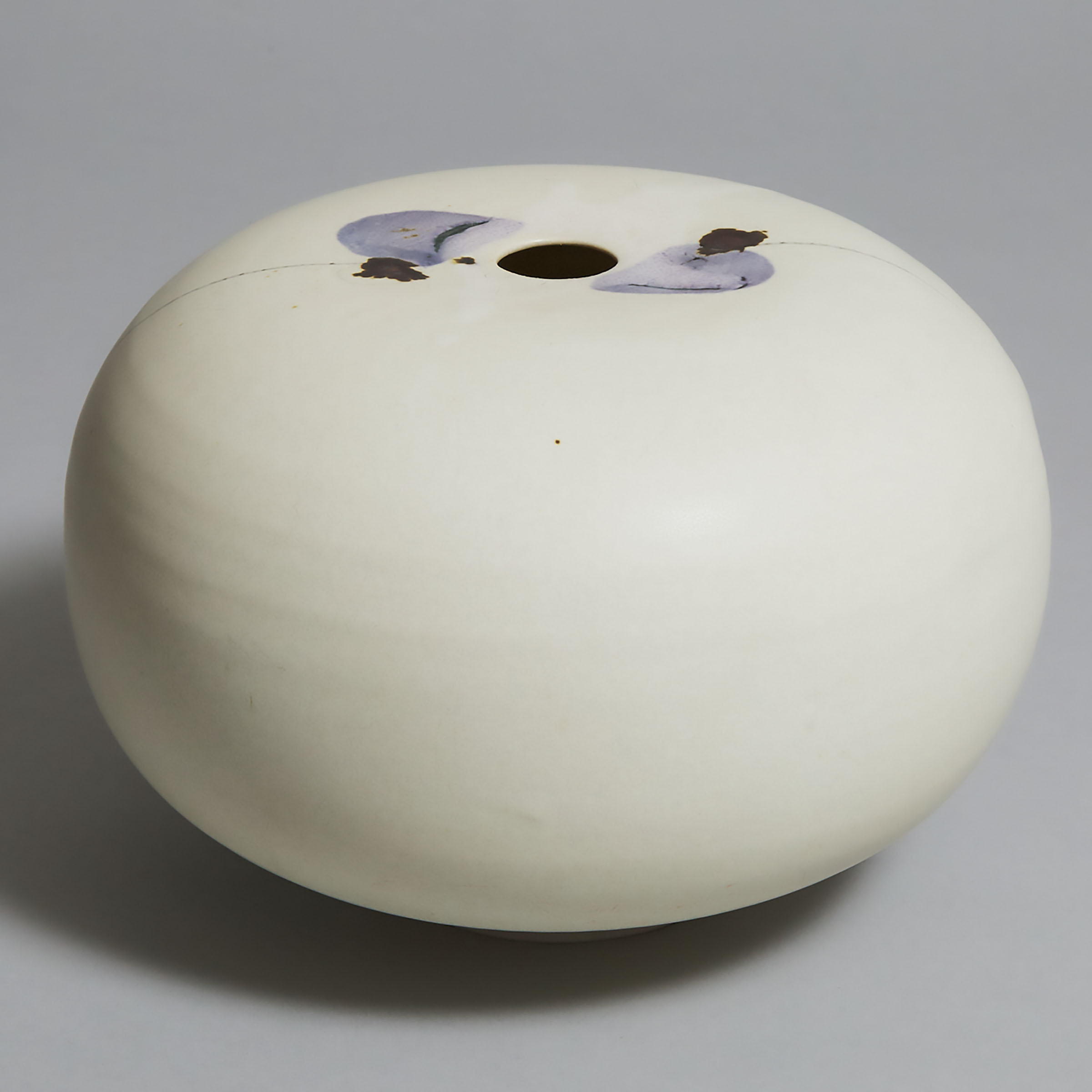 Kayo O'Young (Canadian, b.1950), Squat Vase, 1988