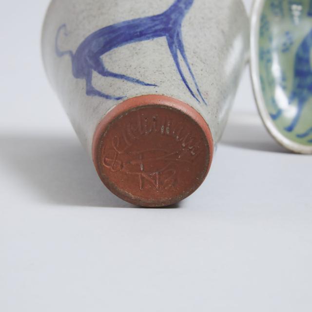 Deichmann Stoneware ‘Goofus’ Decorated Vase and a Small Oval Dish, Kjeld & Erica Deichmann, c.1950