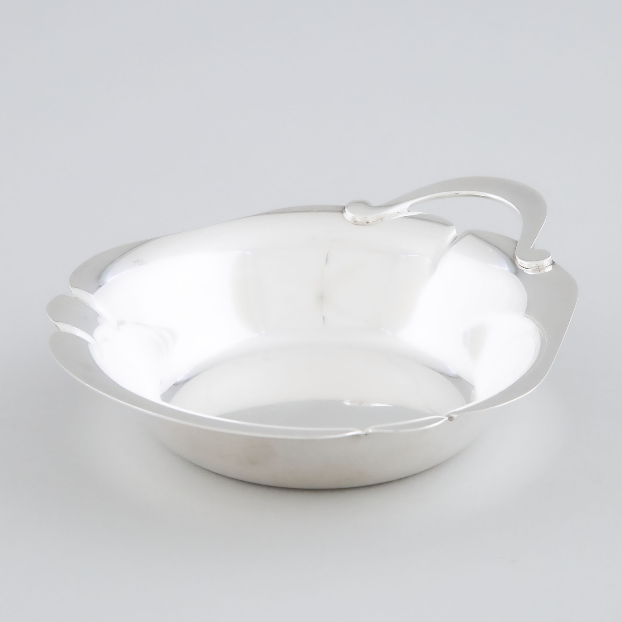American Silver Shaped Dish, Richard Dimes Co., South Boston, Mass., 20th century