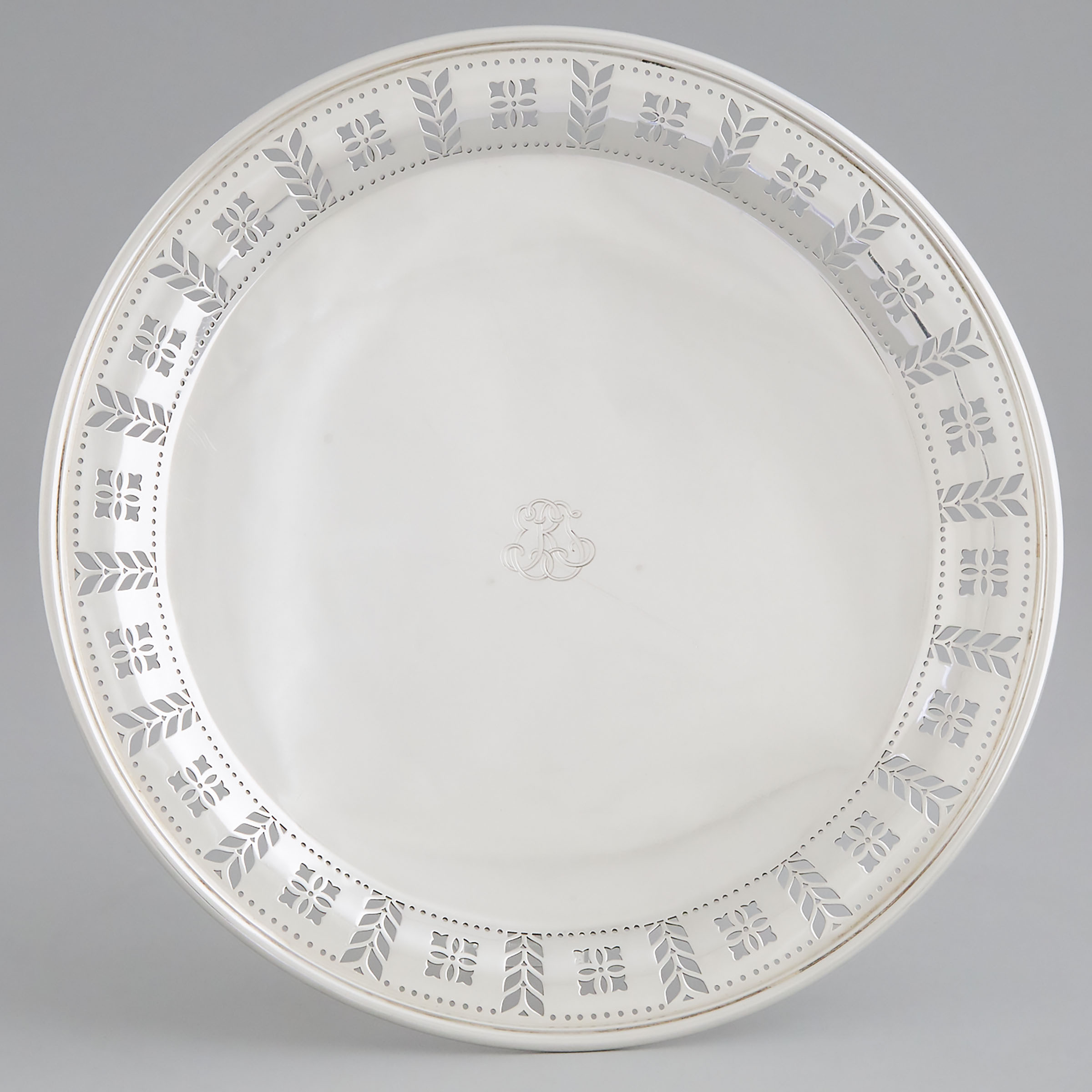 American Silver Pierced Cake Plate, Tiffany & Co., New York, N.Y., c.1907-47