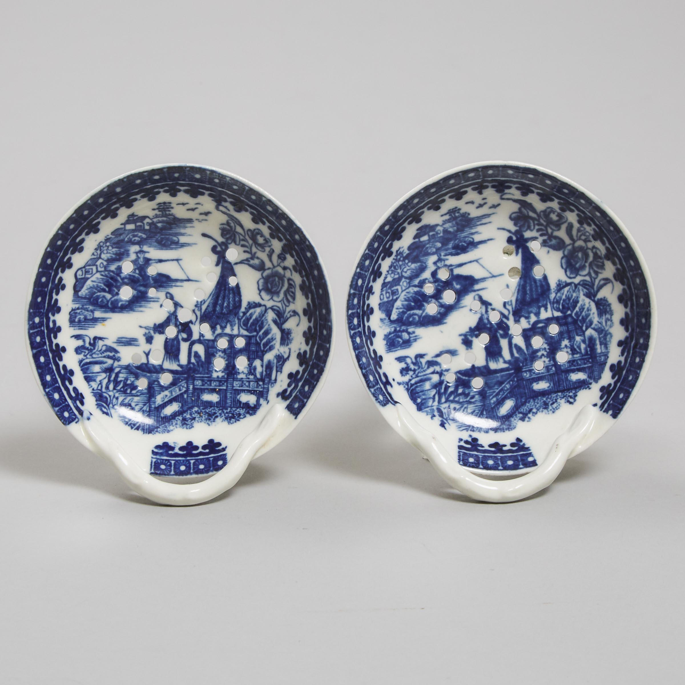 Pair of Caughley 'Fisherman' Pattern Egg Drainers, c.1785