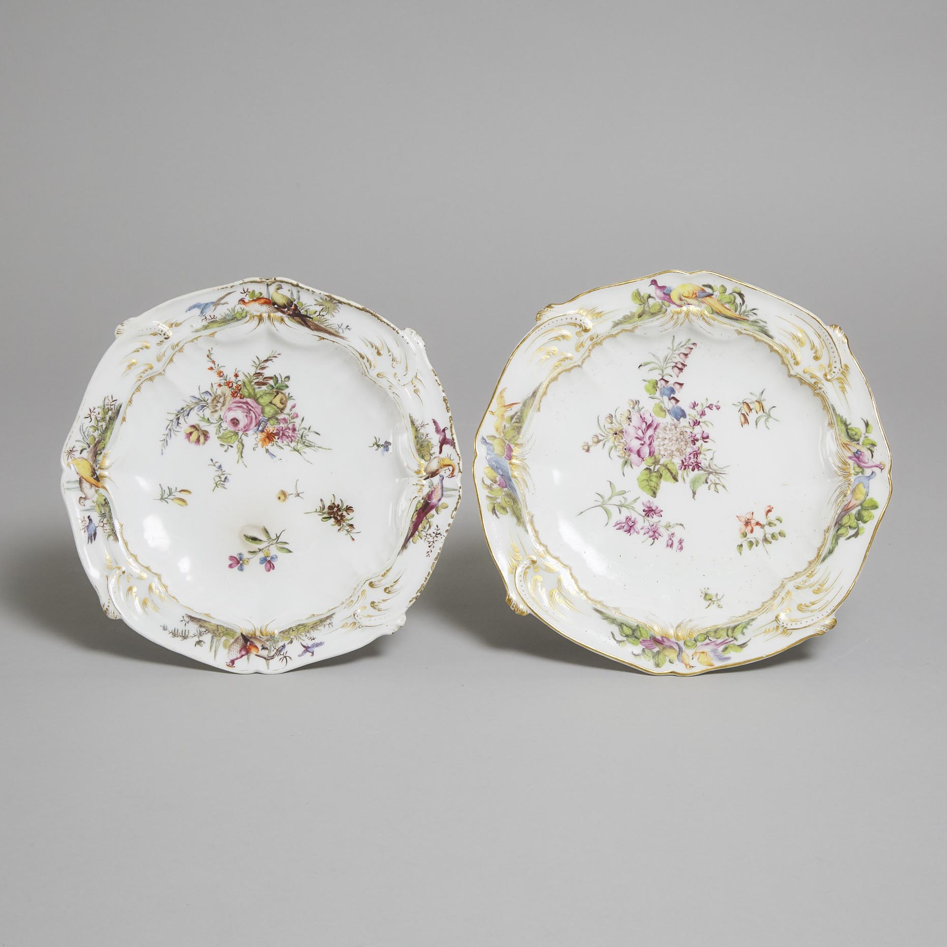 Pair of Chelsea Moulded Scroll Edged Plates, c.1760