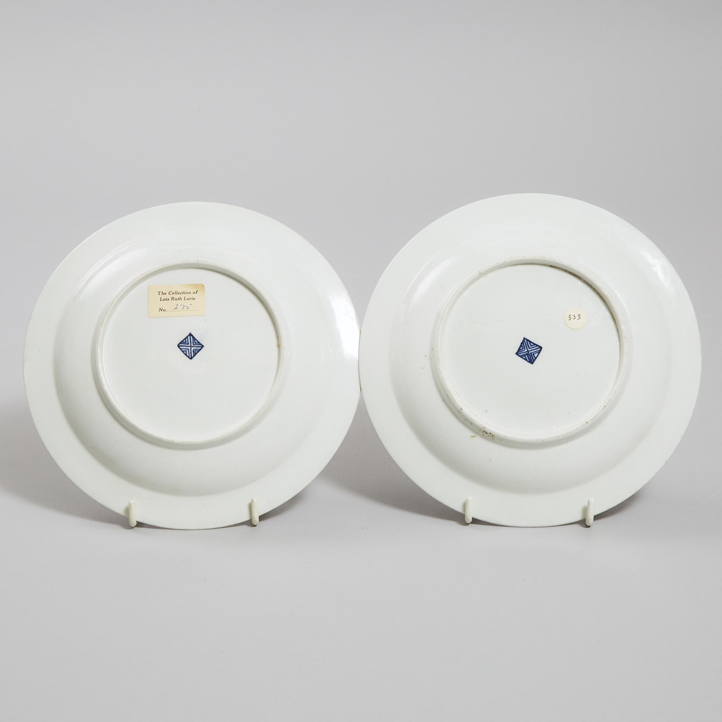 Pair of Worcester Blue Scale Ground Plates, c.1770