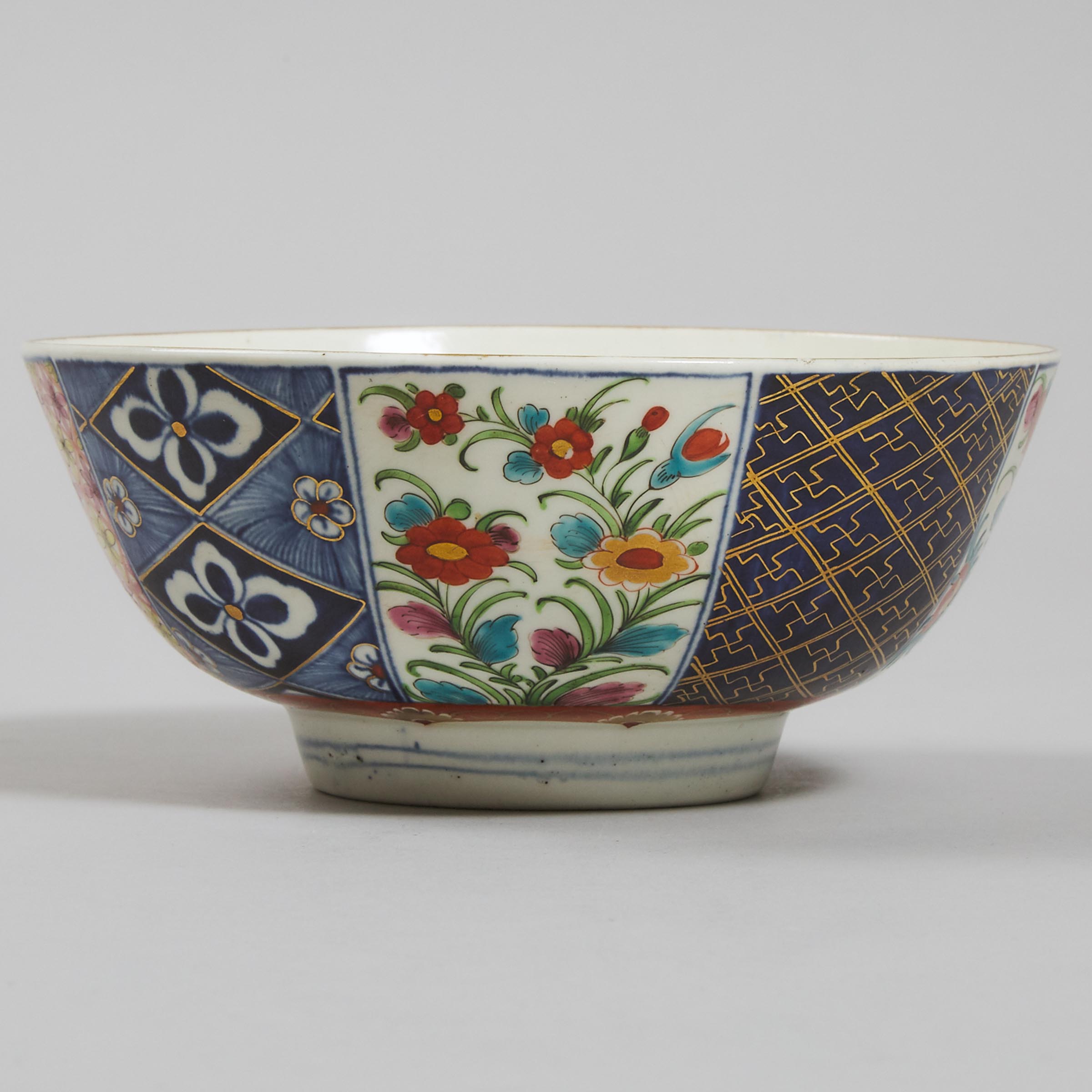 Worcester 'Old Mosaic' Japan Pattern Bowl, c.1770-75