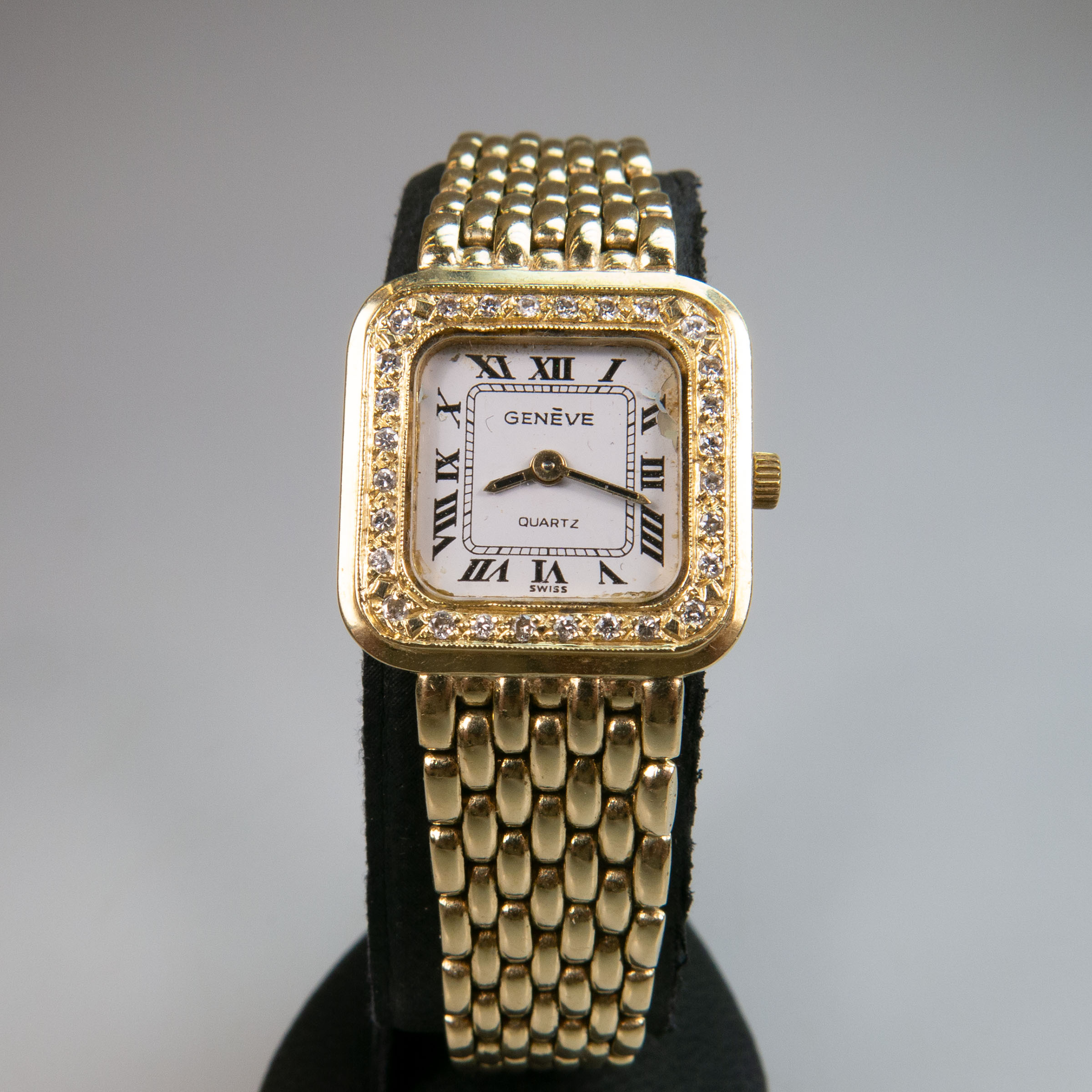Lady's Geneve Wristwatch
