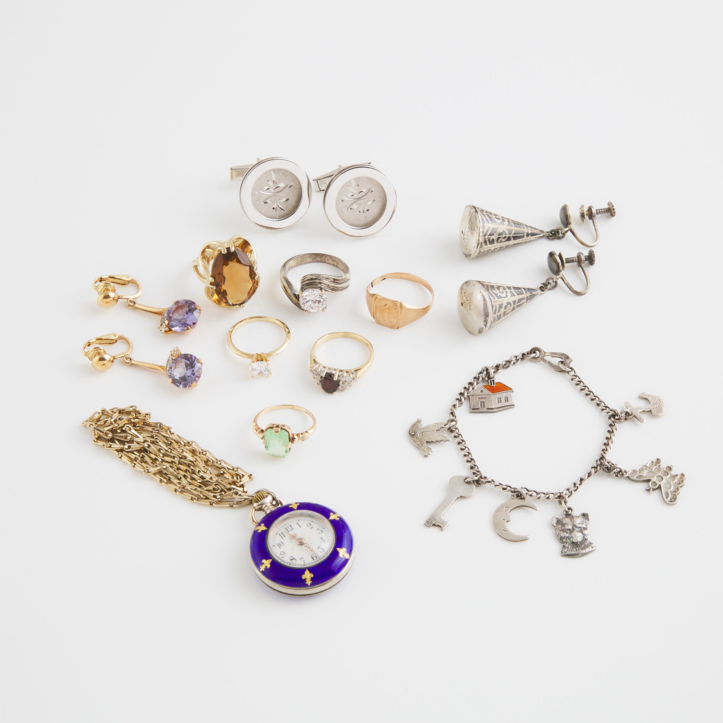 Small Quantity Of Various Gold & Silver Jewellery