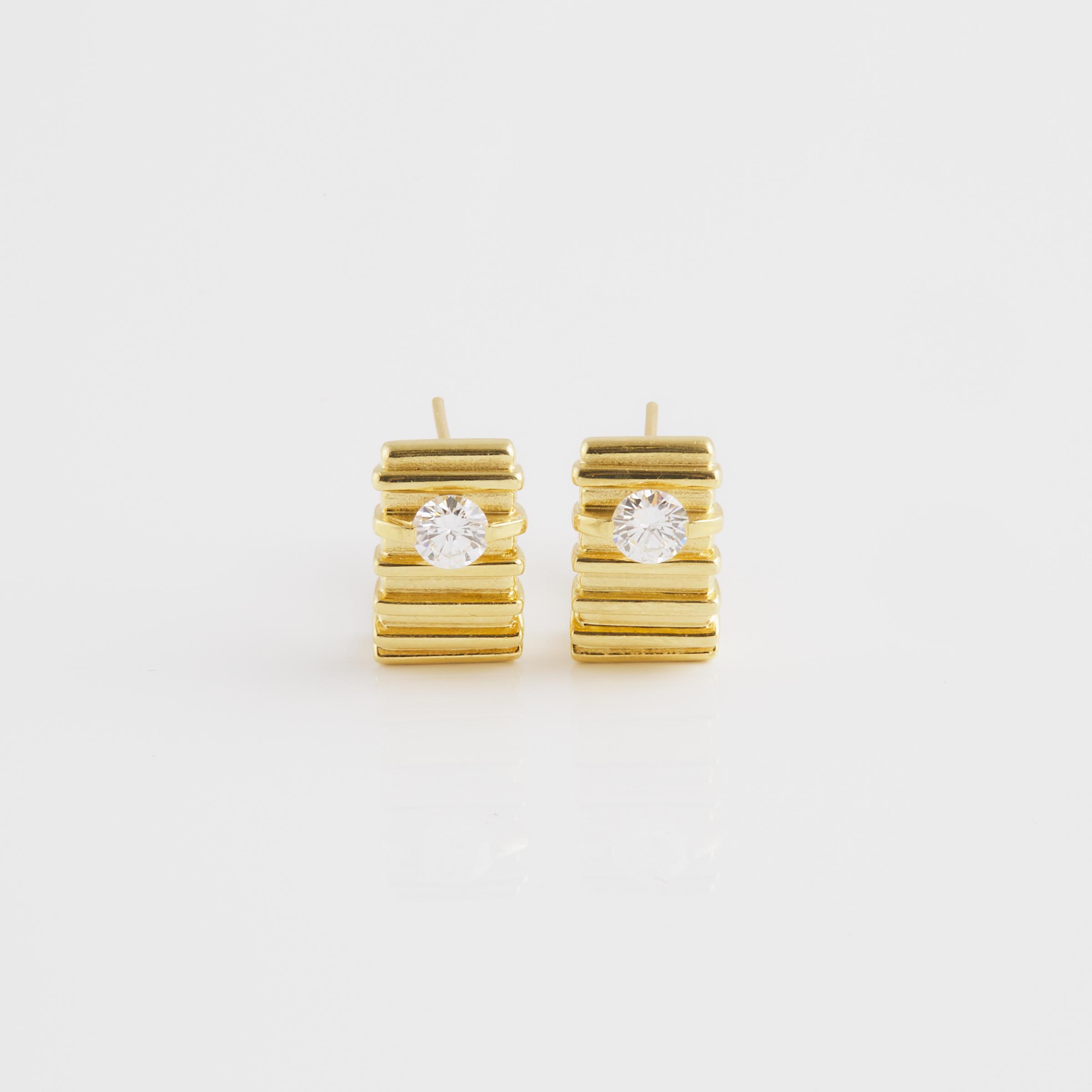 Pair Of 18k Yellow Gold Earrings