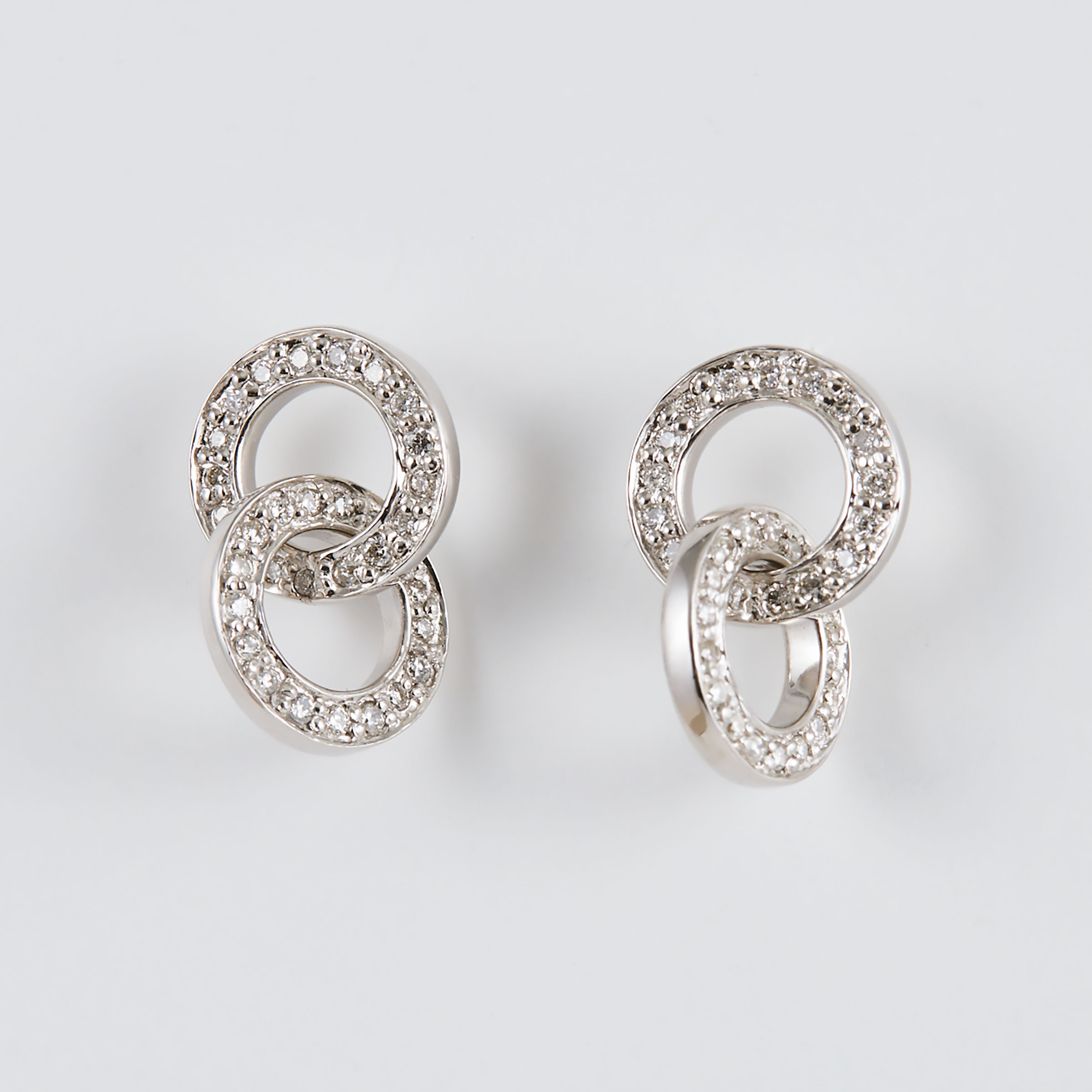 Pair Of 18k White Gold Drop Earrings