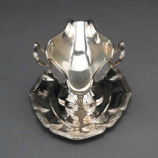 Pair of French Silver Sauce Boats, Emile Puiforcat, Paris, early 20th century