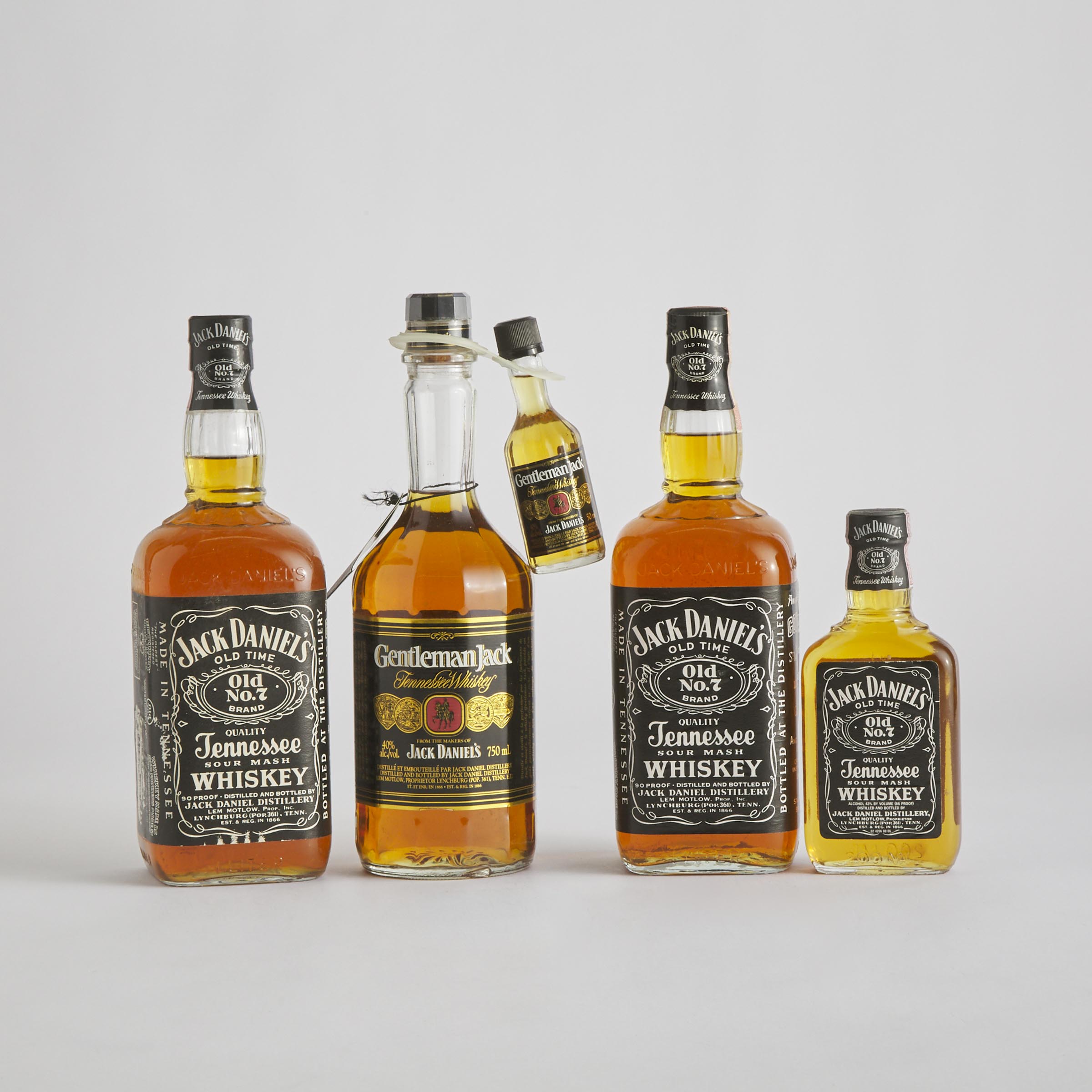 GENTLEMAN JACK TENNESSEE WHISKEY (ONE 750 ML)
JACK DANIELS TENNESSEE WHISKEY OLD NO. 7 BRAND (TWO 1 LITRE)
JACK DANIELS TENNESSEE WHISKEY OLD NO. 7 BRAND (ONE 200 ML)