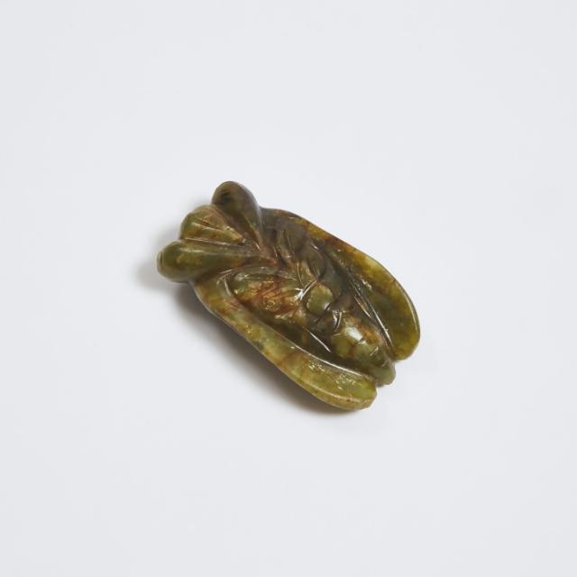 A Spinach Jade Cicada, Qing Dynasty, 19th Century or Earlier