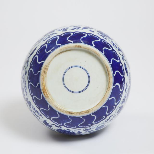 A Blue and White 'Phoenix' Double-Gourd Vase, 20th Century