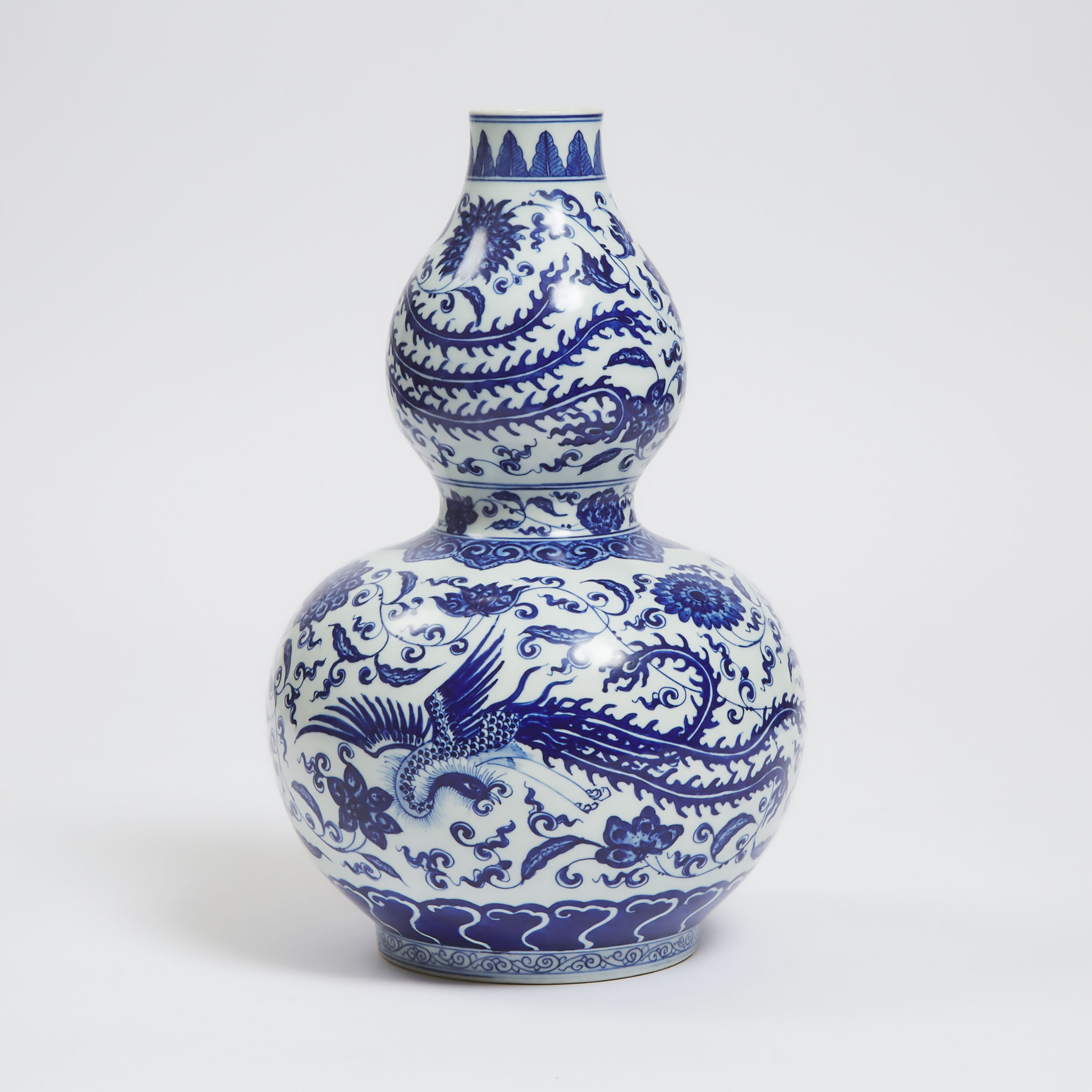 A Blue and White 'Phoenix' Double-Gourd Vase, 20th Century