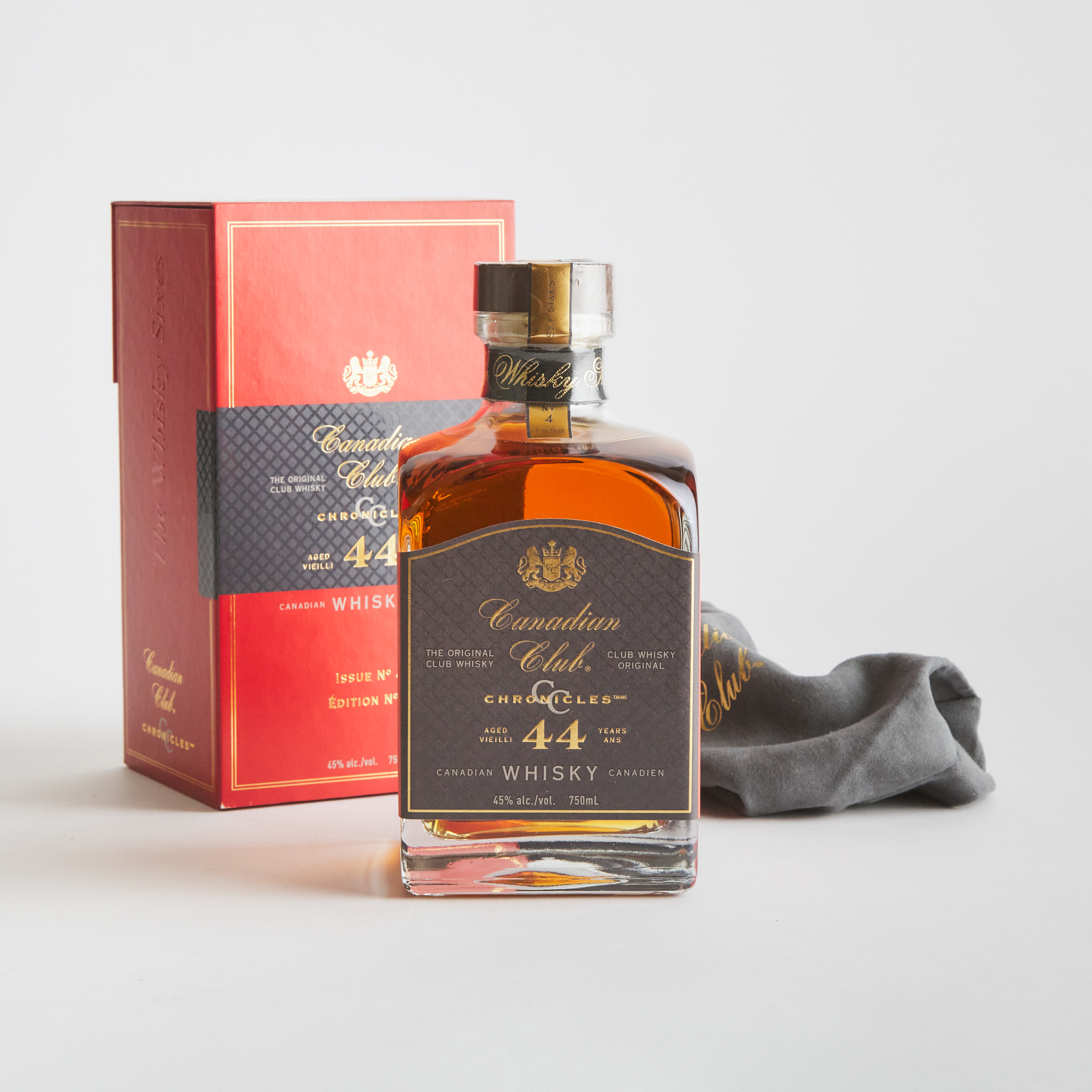 CANADIAN CLUB CANADIAN WHISKY 44 YEARS (ONE 750 ML)