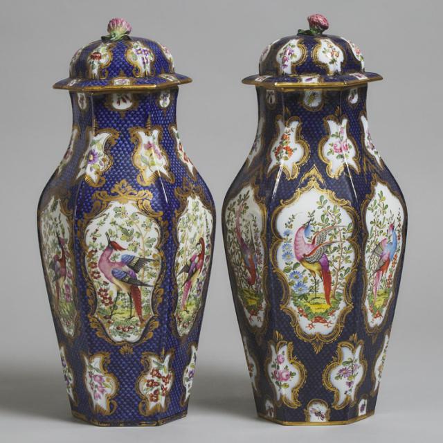 Pair of Samson 'Worcester' Scale Blue Ground Large Hexagonal Covered Vases, c.1900