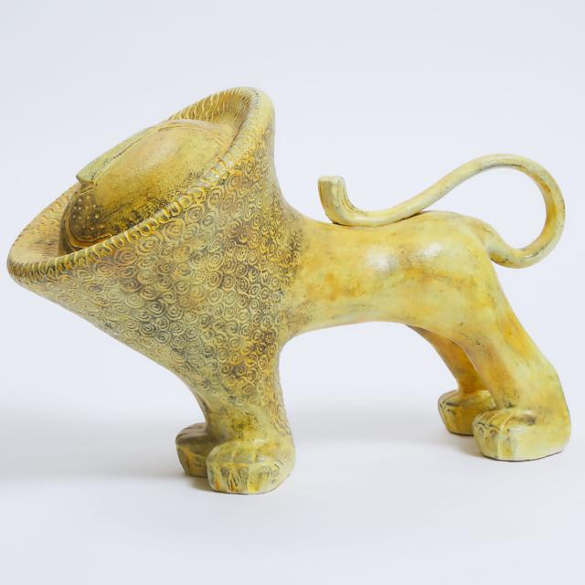 Brooklin Pottery Black and Yellow Glazed Lion, Theo and Susan Harlander, c.1980