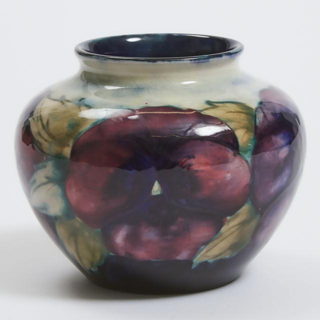Moorcroft Pansy Vase, c.1914-16