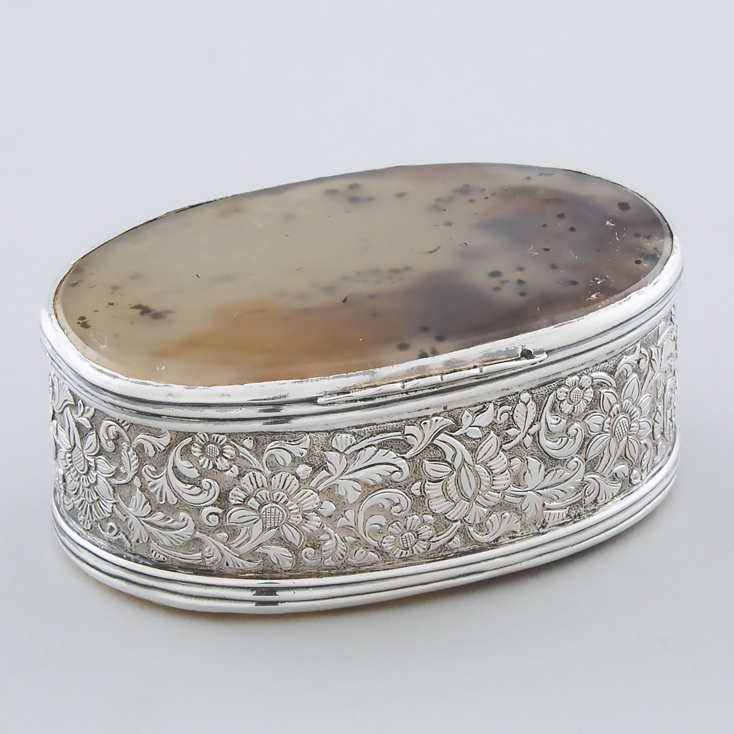 Eastern Silver and Agate Oval Box, probably Indian, 19th century
