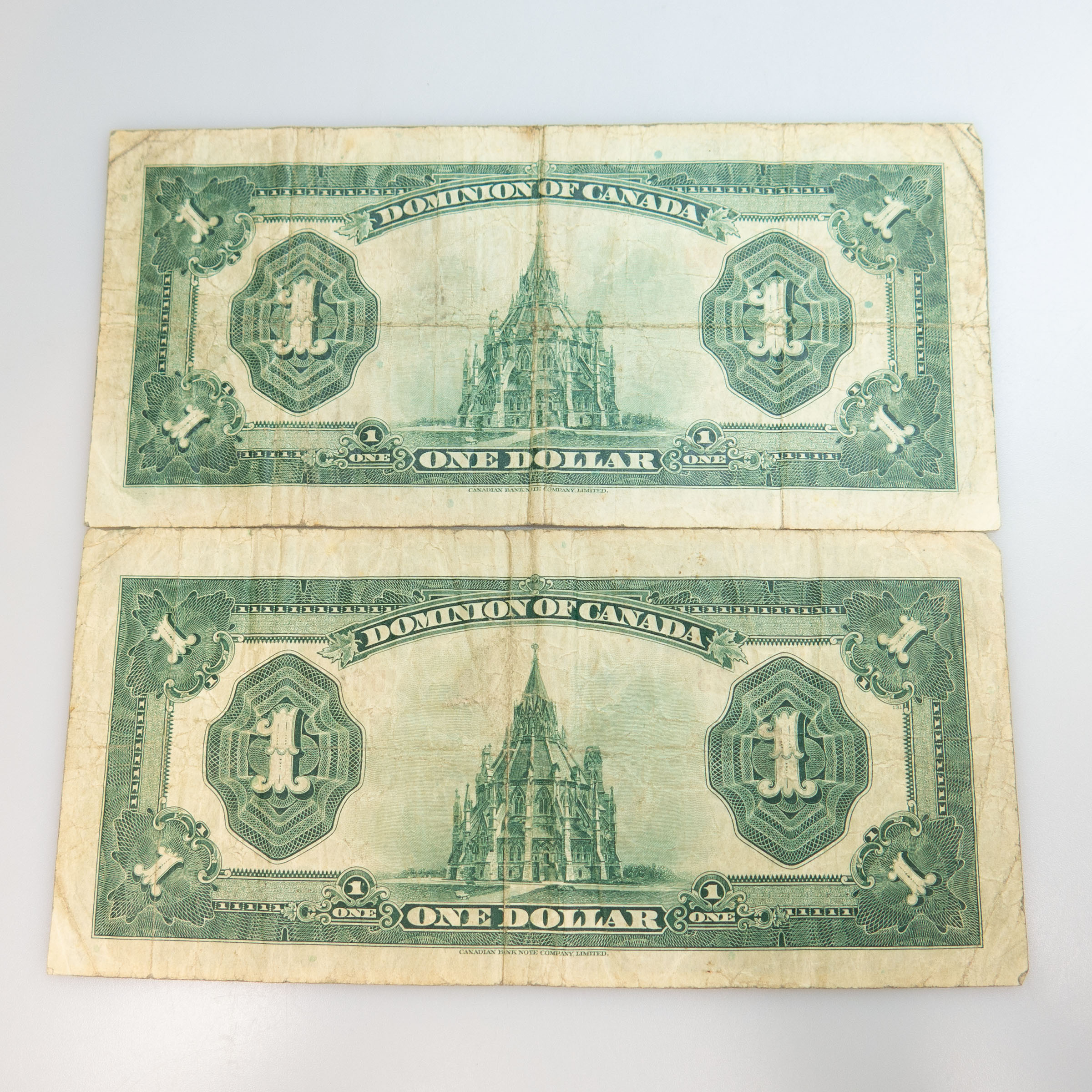 2 x Canadian 1923 One Dollar Bank Notes