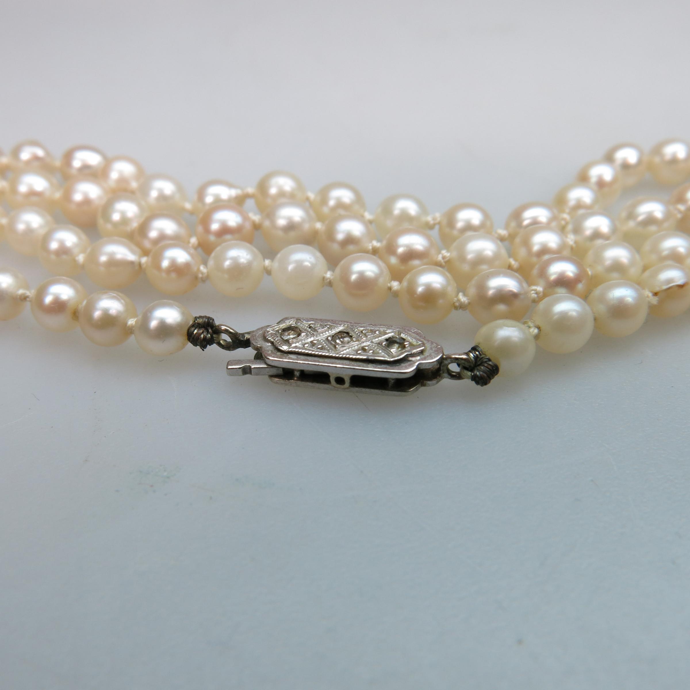 Single Strand Graduated Cultured Pearl Necklace