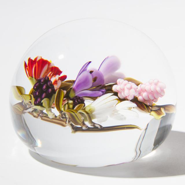 Trabucco Floral Wreath Glass Paperweight, 2008