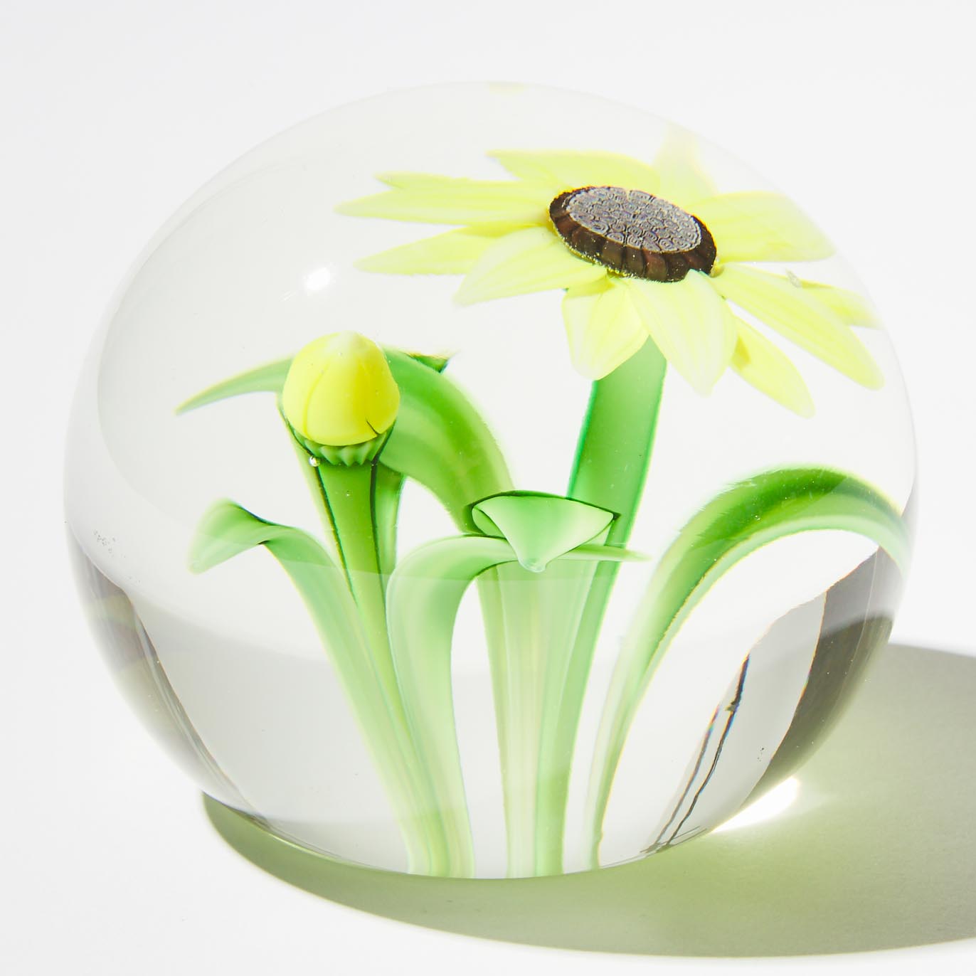 Bruce Sillars (American), Black-Eyed Susan Paperweight, Orient & Flume, 17/250, late 20th century