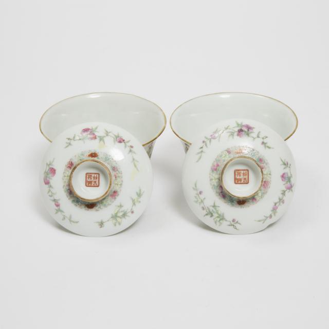 A Pair of Fine Famille Rose 'Ladies and Children' Bowl and Cover, Lin Zhi Cheng Xiang Mark, Republican Period (1912-1949)