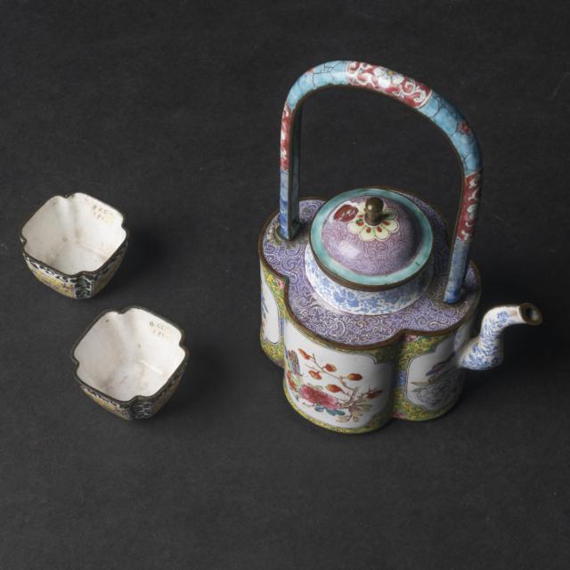 A Set of Two Canton Enamel Cups and Teapot, 18th/19th Century