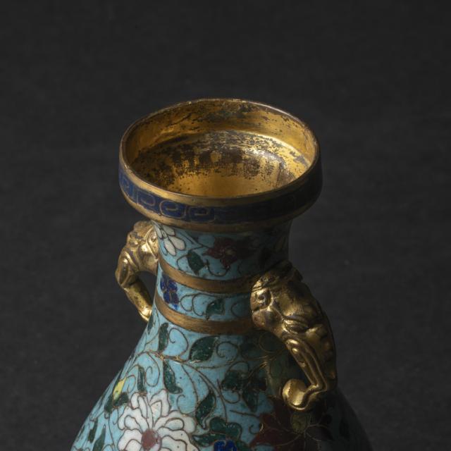 A Cloisonné Enamel Pear-Shaped Vase, Xuande Mark, Ming Dynasty, 16th Century