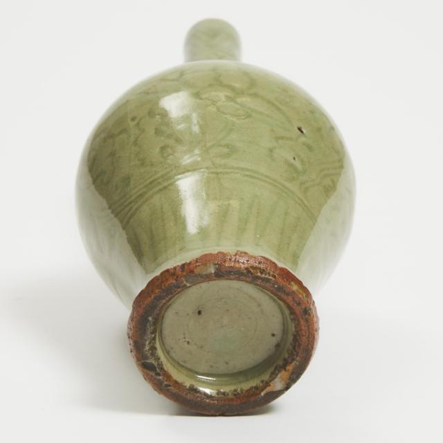 A Carved Yaozhou-Glazed Celadon Bottle Vase, Ming Dynasty (1368-1644)