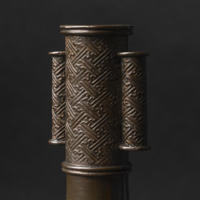 A Bronze Arrow Vase, Touhu, Ming Dynasty (1368-1644)