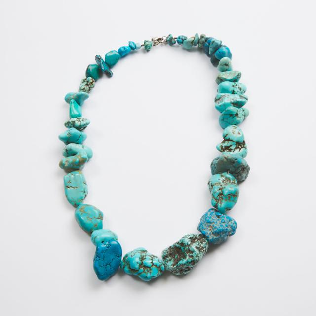 A Necklace of Natural Turquoise Beads 