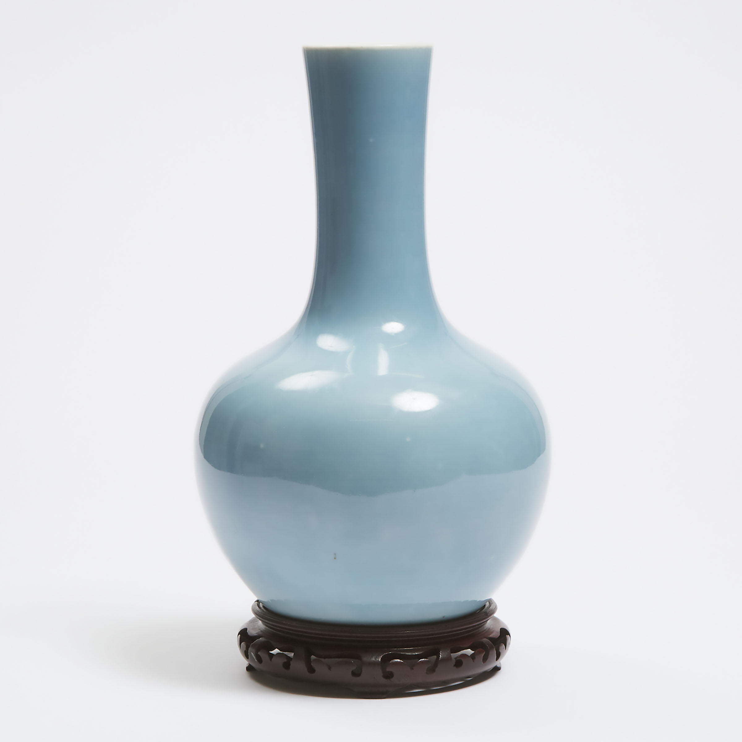 A Clair-de-Lune Glazed Bottle Vase, Kangxi Mark, 19th/20th Century