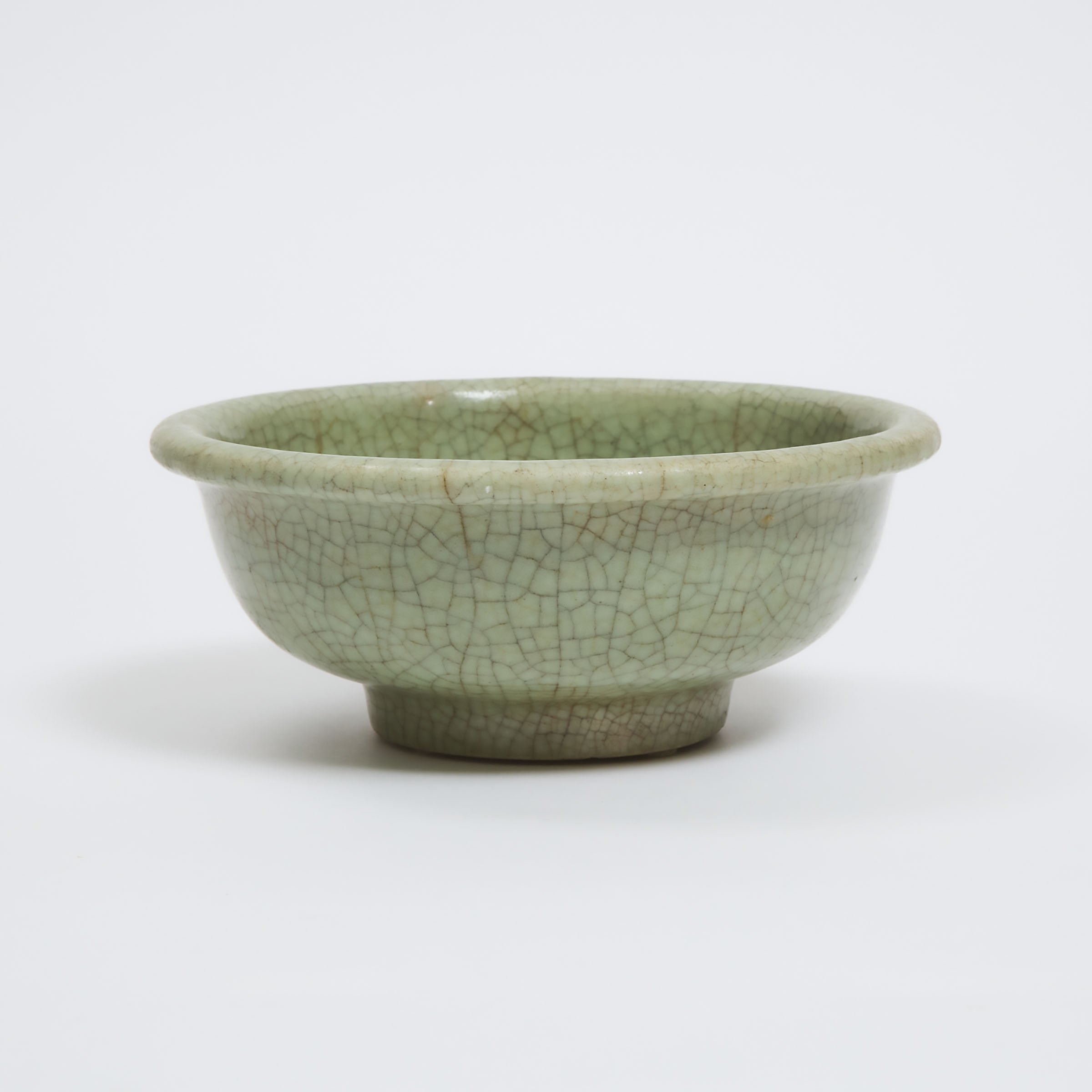 A Celadon Crackled Glaze Bowl, Possibly Korea, 14th-17th Century