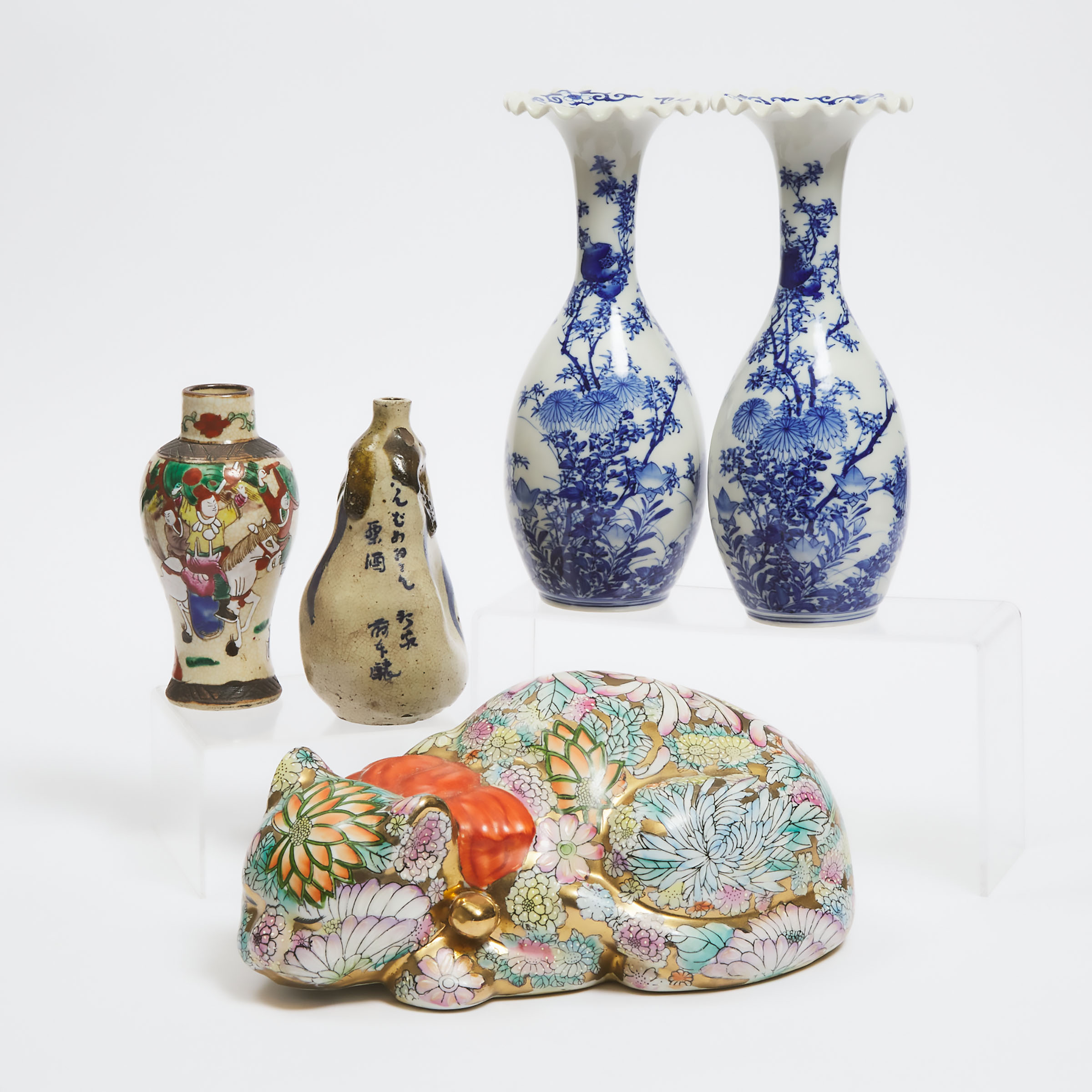 A Group of Five Ceramic Wares, 20th Century